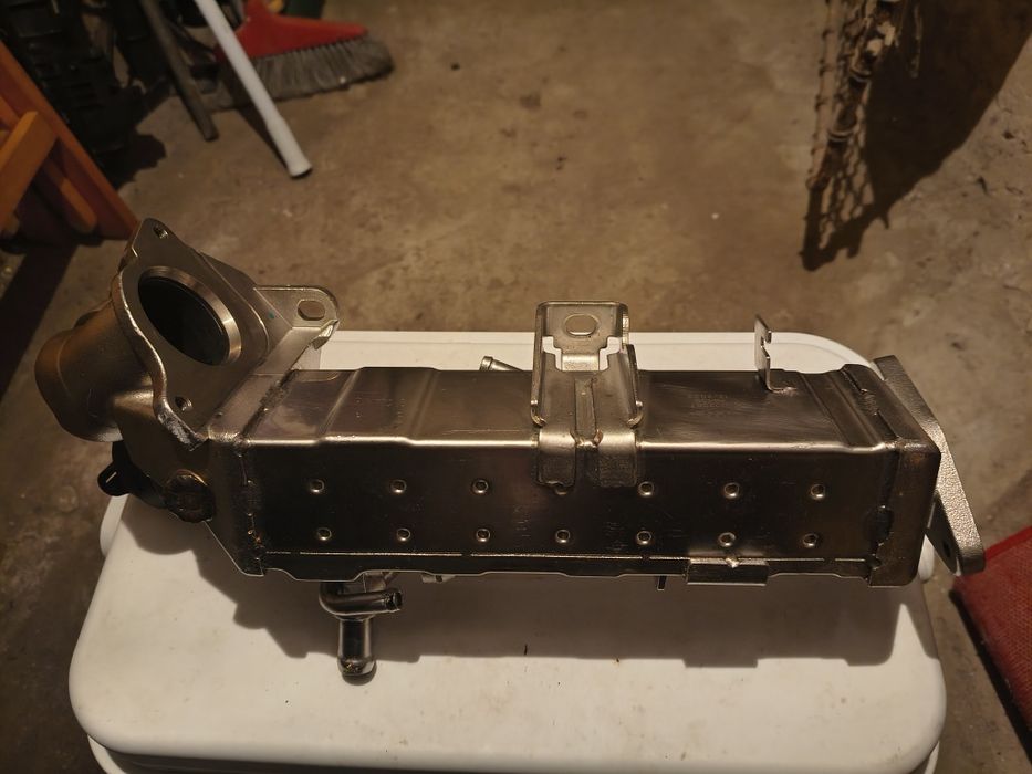 Răcitor gaze BMW 3.0 F10 f15 f16 f01 f02 f25