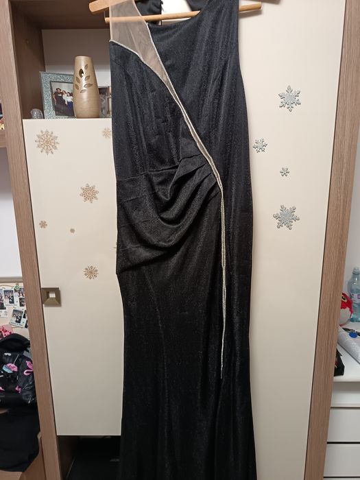 Vând rochiță purtata o singura data