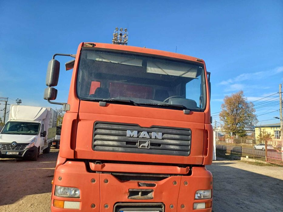 Camion MAN 26.360 cu macara PALFINGER PK1600B