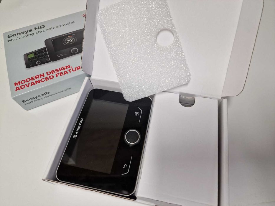 Vand termostat Ariston Sensys HD nou