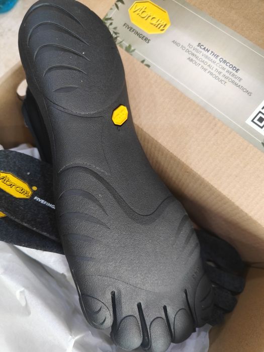 Vibram five fingers 43,44номер Неопрен 160лв нови