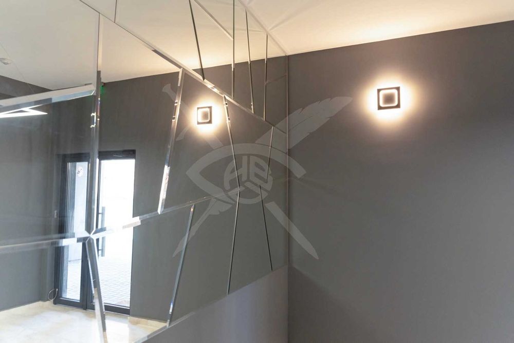 Продава се Тристаен апартамент в Пловдив, Център - 173 кв.м за 1456 €/кв.м - Снимка #1