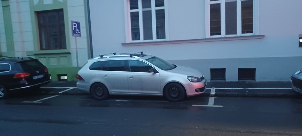 Vand Volkswagen Golf 6  2.0 TDI 140 cp