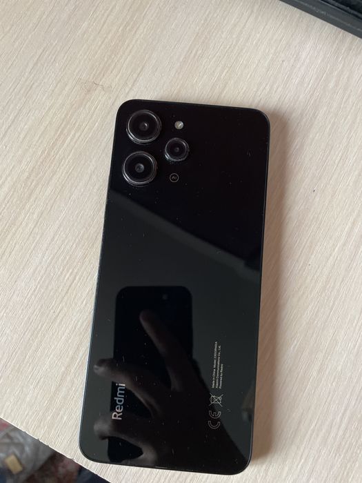 Продаю телефон Redmi 12