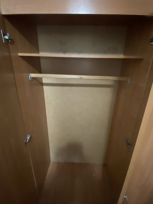 Продается шкаф в хорошем состоянии