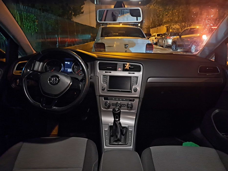 Volkswagen Golf 7 1.2 Tsi 110cp benzina unic proprietar