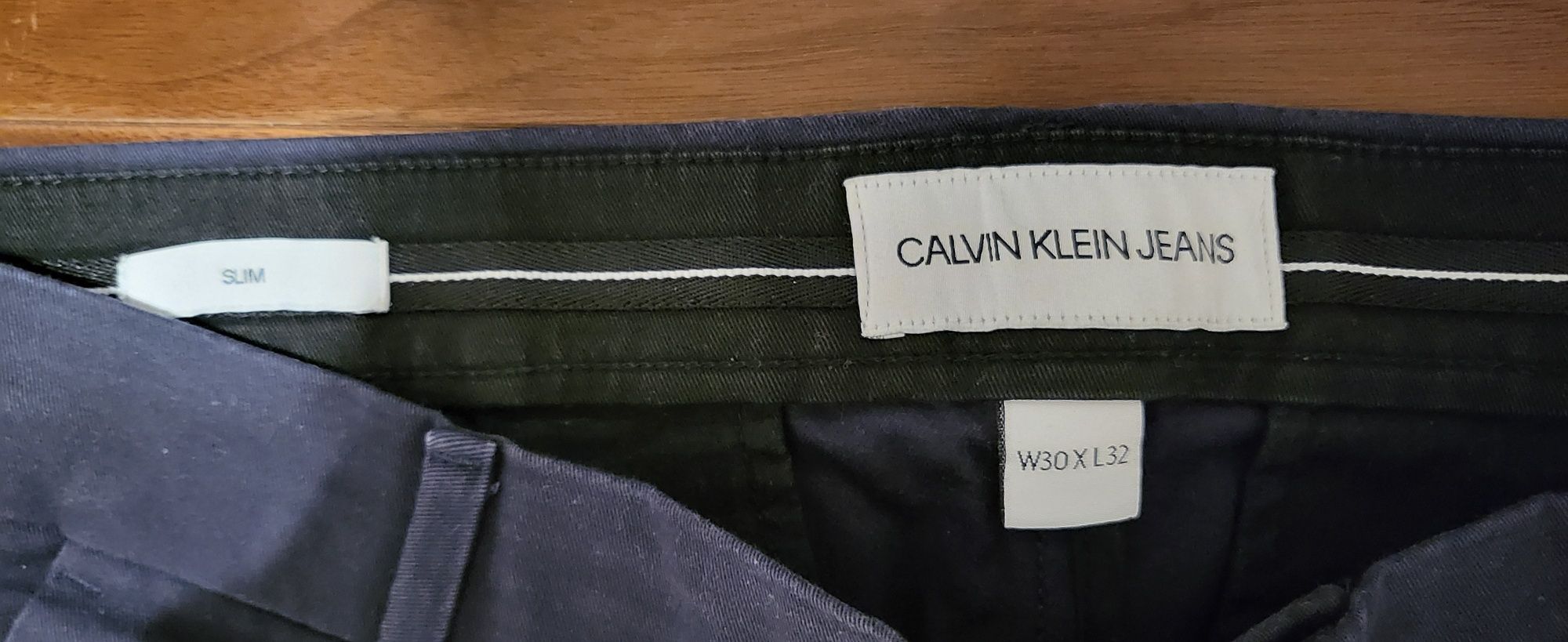 Vand pantaloni barbati bleumarin Calvin Klein Jeans mas. S