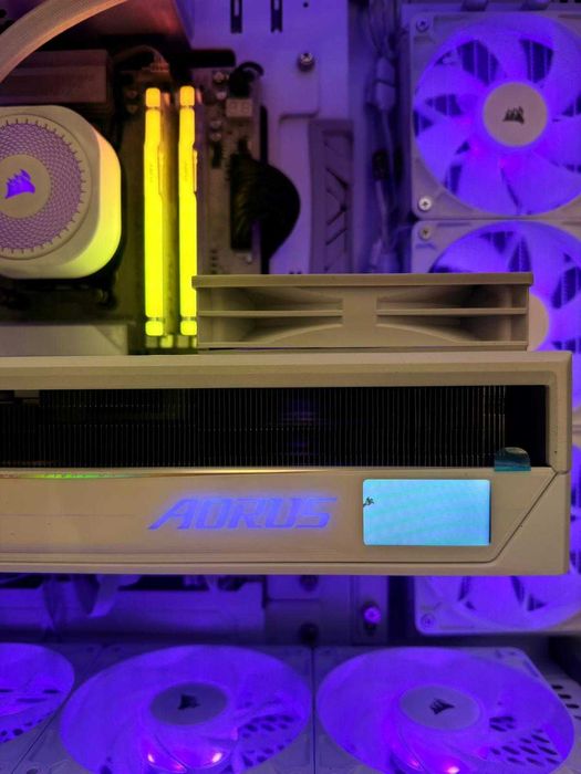 Calculator Ryzen 9 9950X3D,RTX 5080 Aorus, 32GB,SSD,AIO,Tva,Garantie!