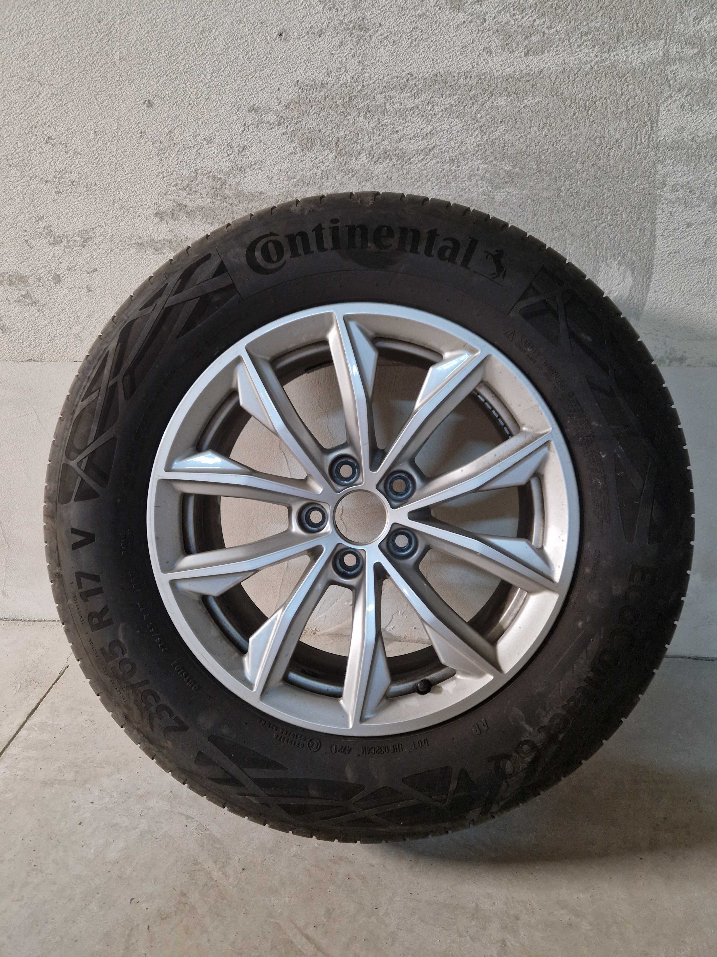 CONTINENTAL EcoContact 6Q 235/65 R17 с джанти на АУДИ