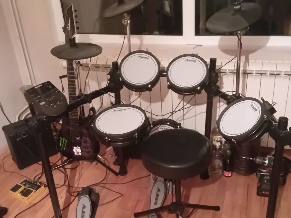 Alesis електронни барабани