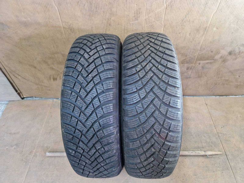 2 Hankook R16 205/60 Anvelope de iarnă DOT2822