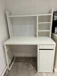 Birou Ikea Micke alb 105cm x 50cm