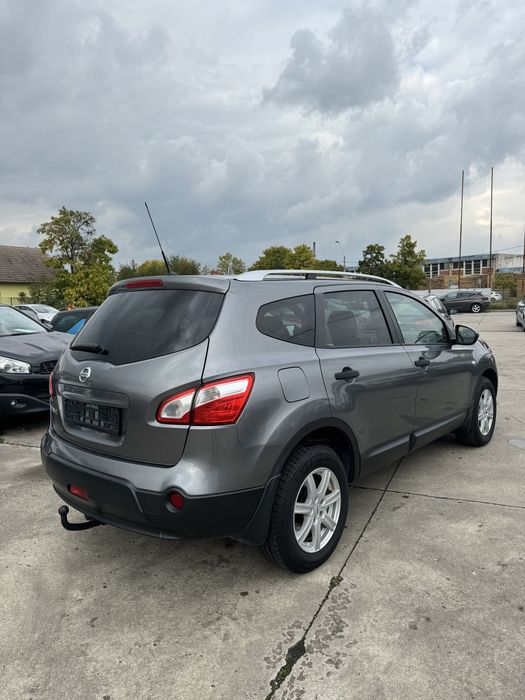 Nissan Quashqai 7 locuri 2013 Benzina1.6
