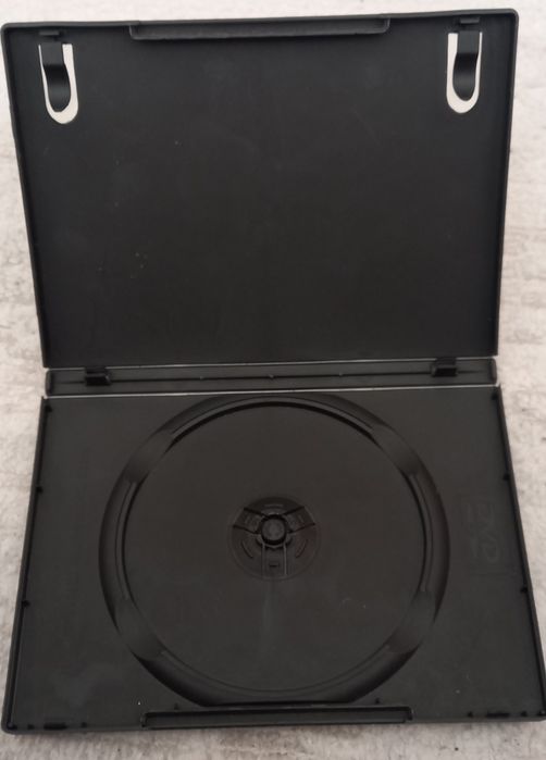 Продам коробку для ДВД диск