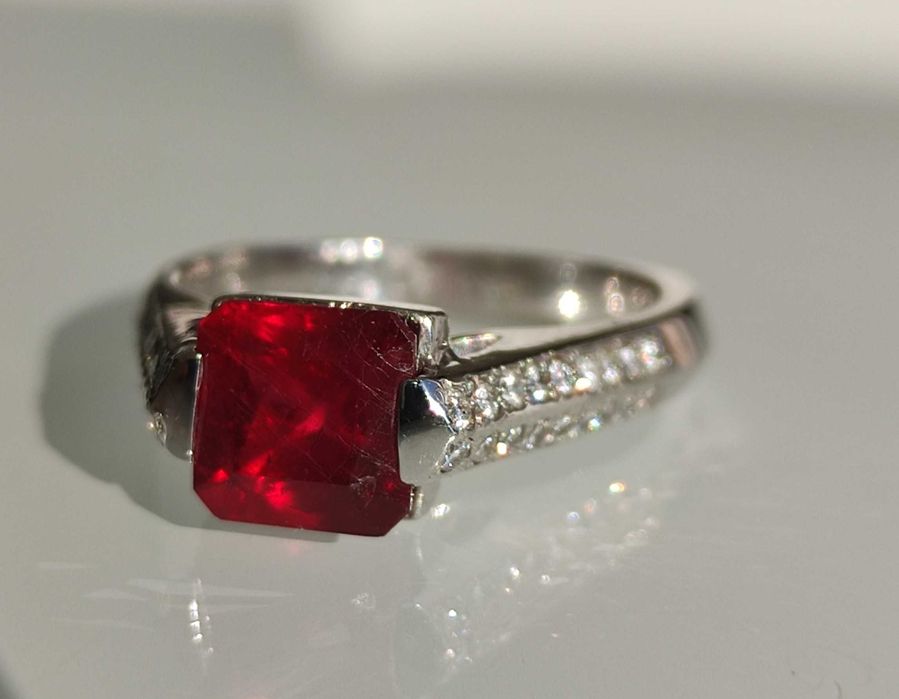 Inel aur 14k cu diamante si rubin 2.31ct