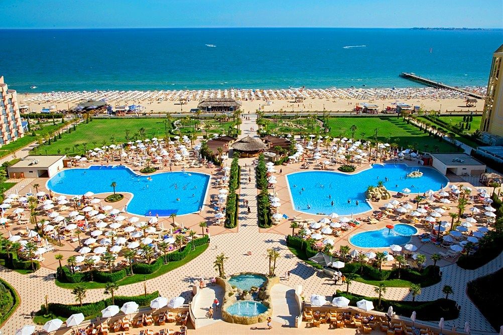 Продава се Тристаен апартамент в к.к. Слънчев бряг - 97 кв.м за 579 €/кв.м - Снимка #11