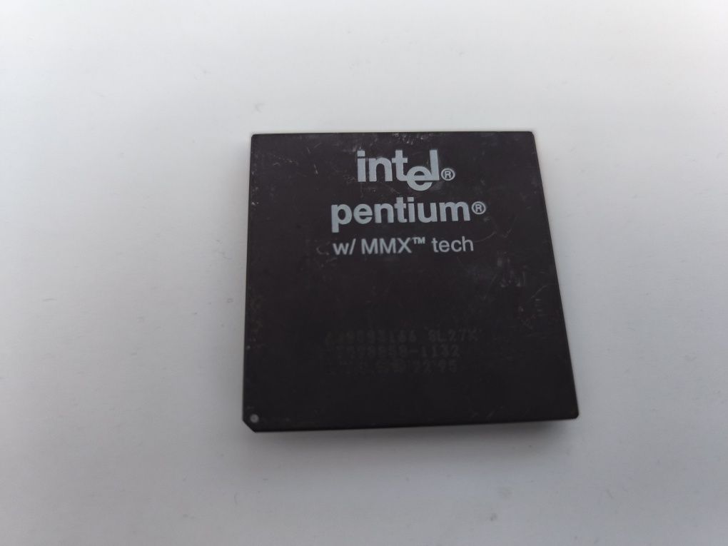 Ретро процесори intel