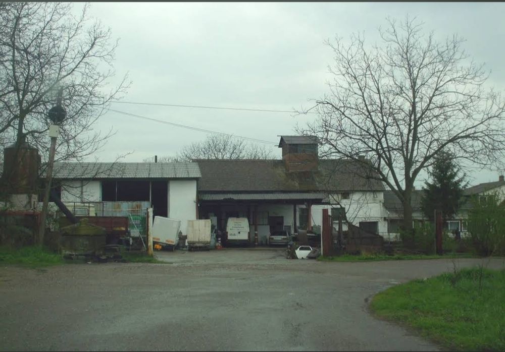 Vând proprietate în Ticvaniu Mic Caraș Severin