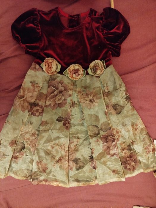 Set rochite  pentru fetita 4-5 ani
