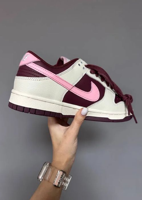 Дамски Кецове Nike Dunk Low Retro Valentine