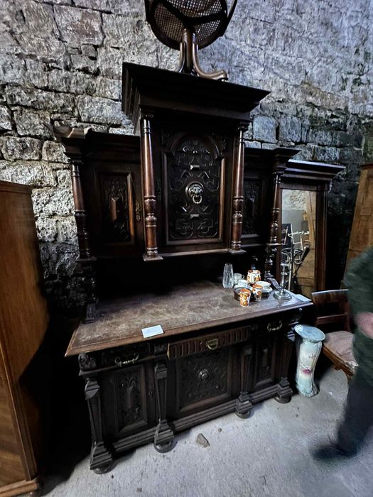 Mobila veche rustica