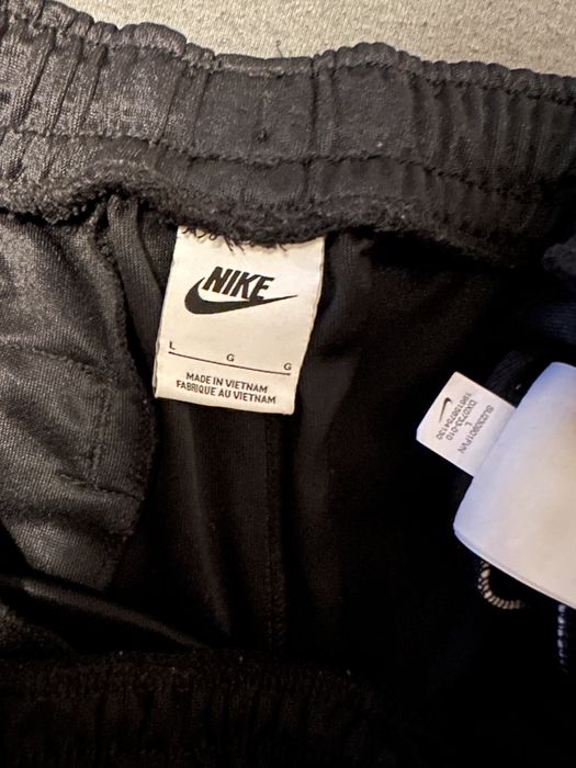 Спортни шорти, Nike и Adidas