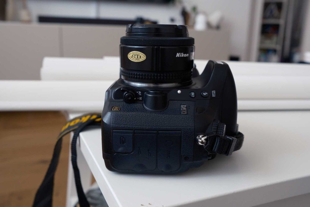Aparat foto | Nikon D610 | 27.7 k Cadre | 2 Baterii | + 50 mm 1.8