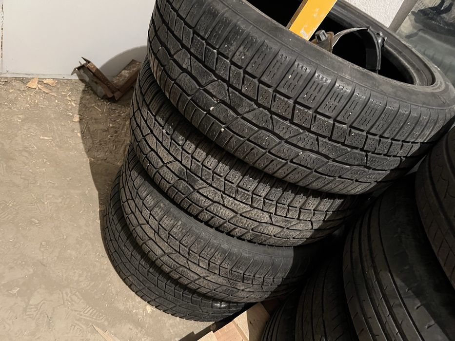 R17 205 50 4 anvelope de iarna continental