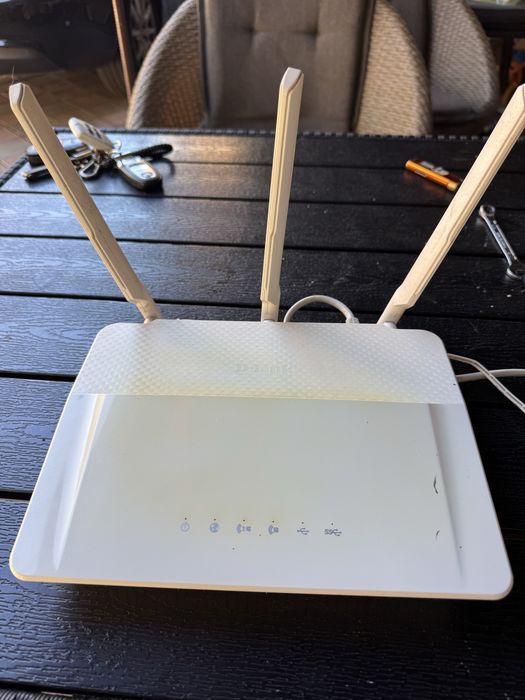 Router wireless d-link 880
