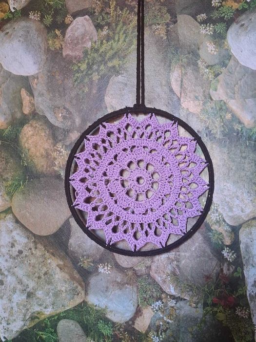 ръчно плетена мандала