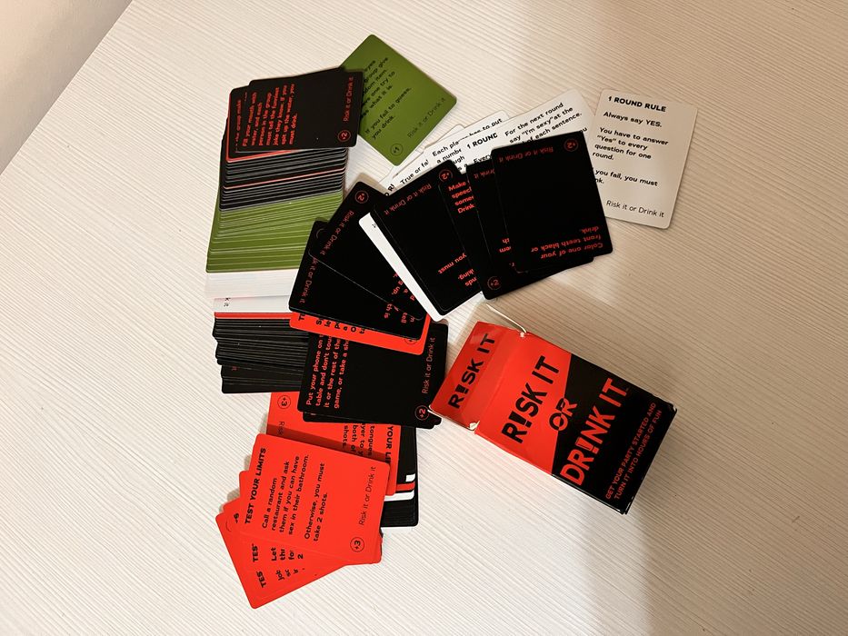 Risk or drink - joc de societate