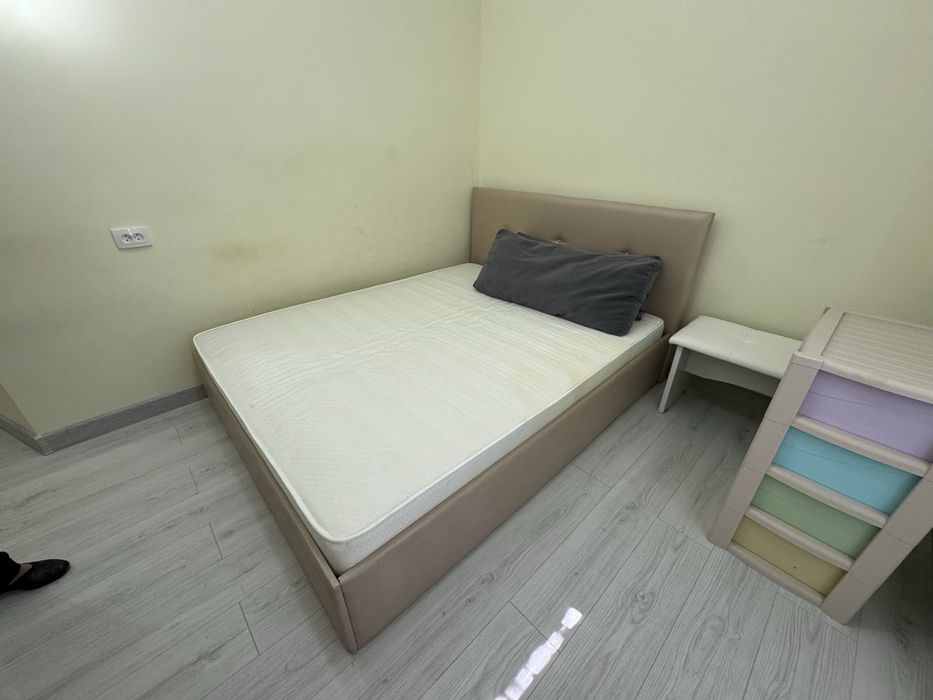 Продам кровать и диван