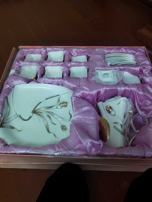 Комплект посуды для горки