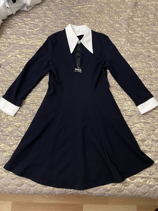 Продам школьное платье