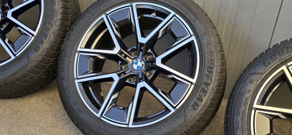 Зимен комплект  18 still 858 за BMW  i4 G26