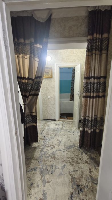 Qarshi shahar davlat xizmatlarini ruparasidagi dom 3 etaj