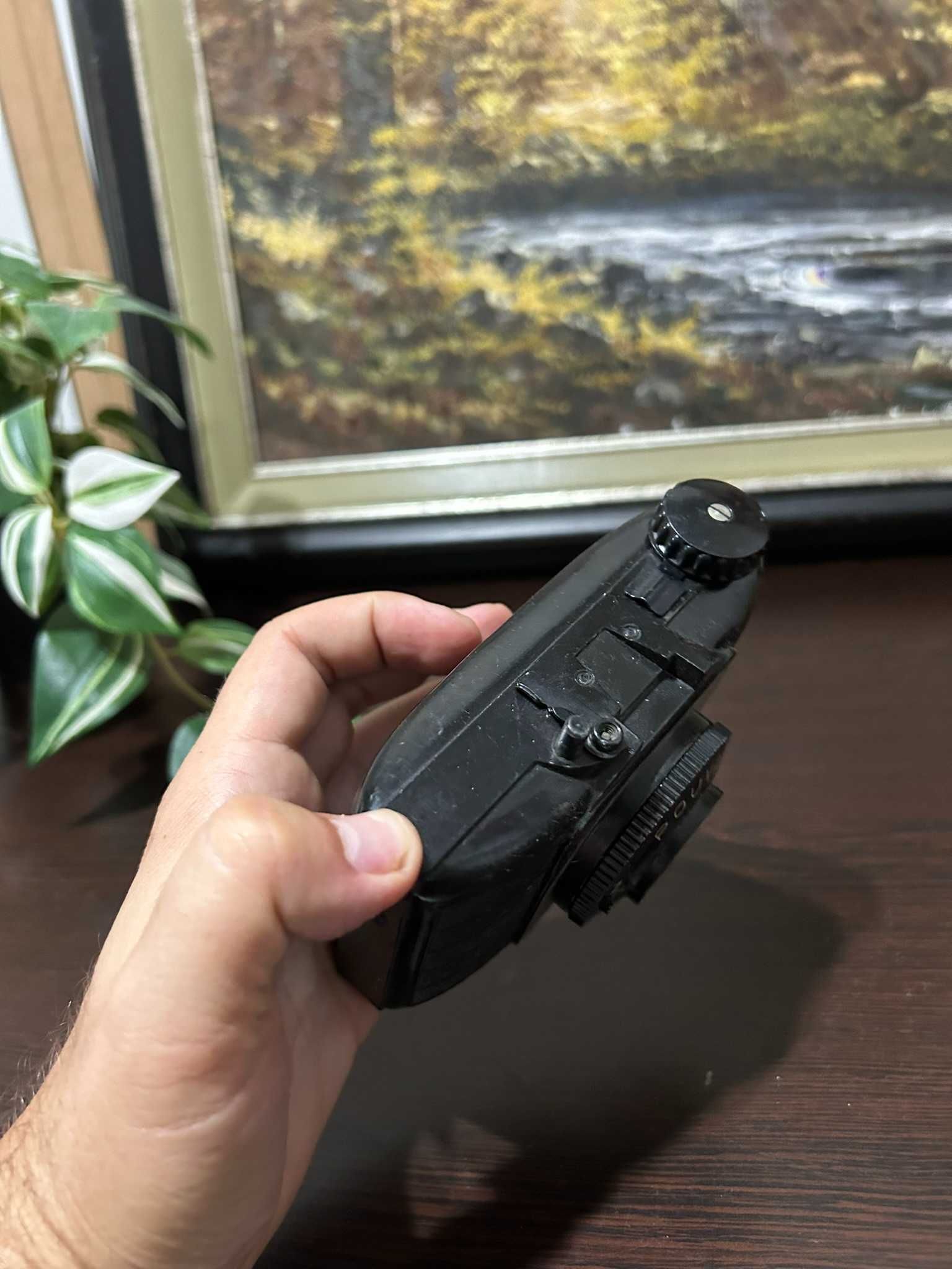 MA100 POUVA Start cu obiectiv infiletabil aparat photo vechi