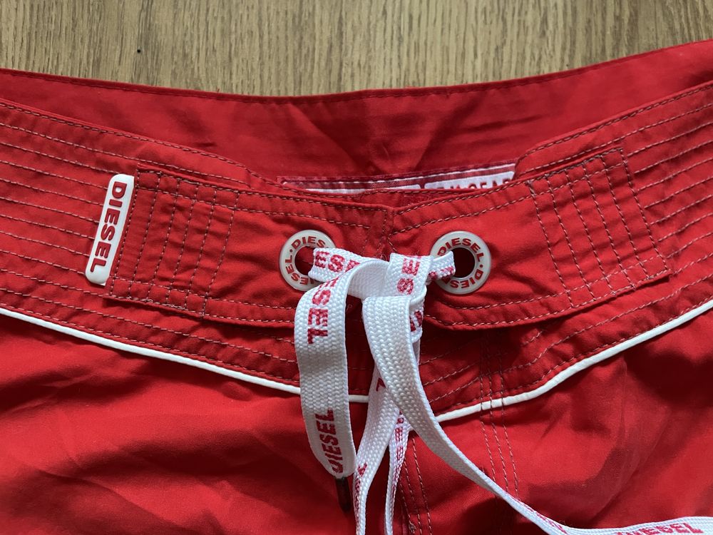 Diesel Red Shorts L