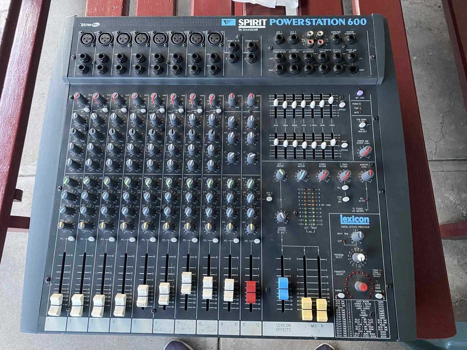 Mixer Amplificat Soundcraft