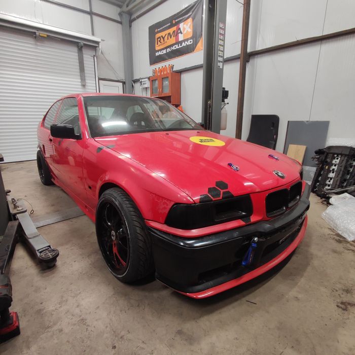 БМВ Е36 325ти дрифт