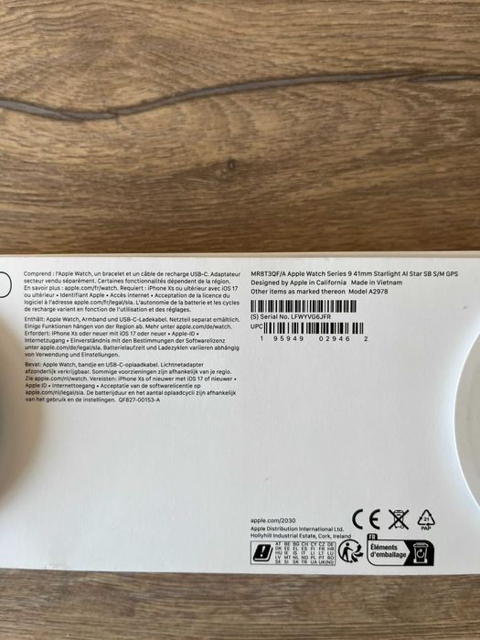 Apple Watch 9 41mm Starlight AL nou + bratara Silicon originala