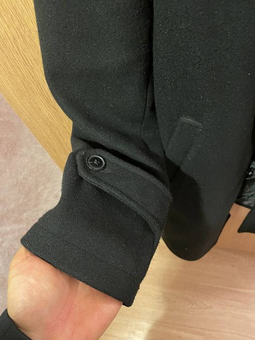 Мъжко черно палто Bershka M