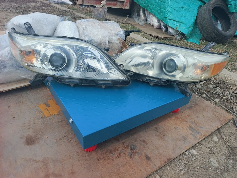 Фара Toyota Sienna 30 кузов