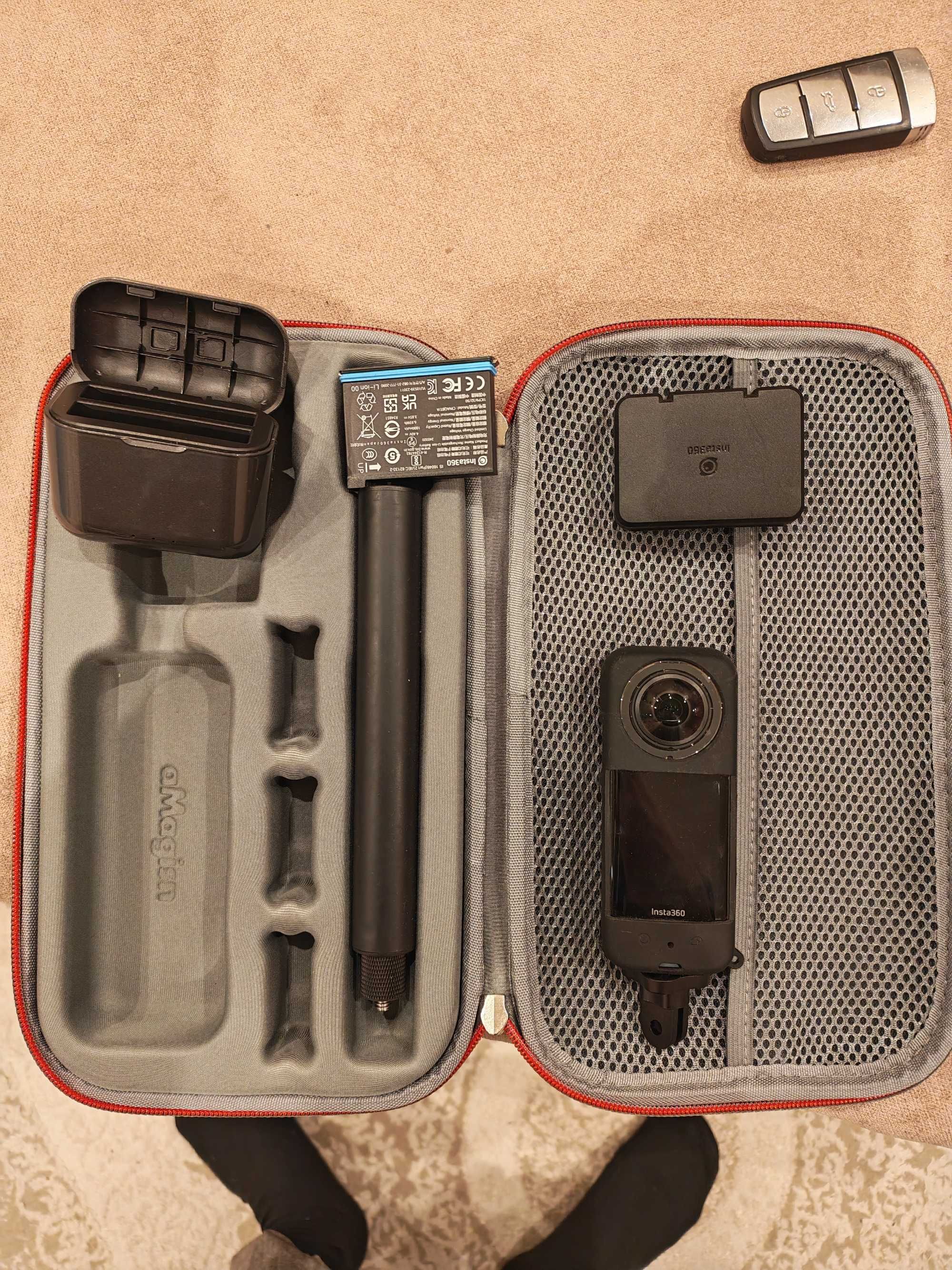 Продам Insta360 X3