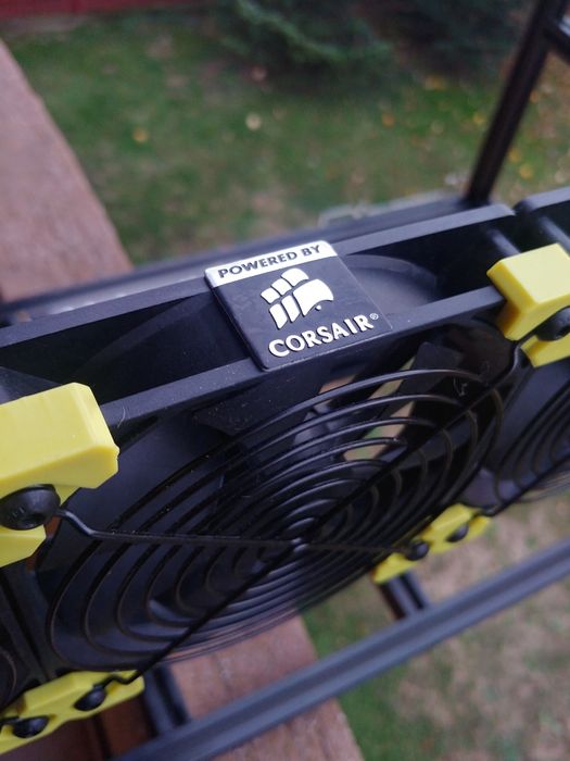 PRET FIX Carcasa mining rig Corsair 8 GPU