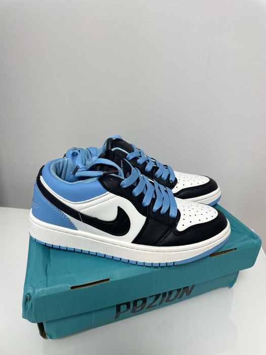 Nike 35,5 кроссовки Новые