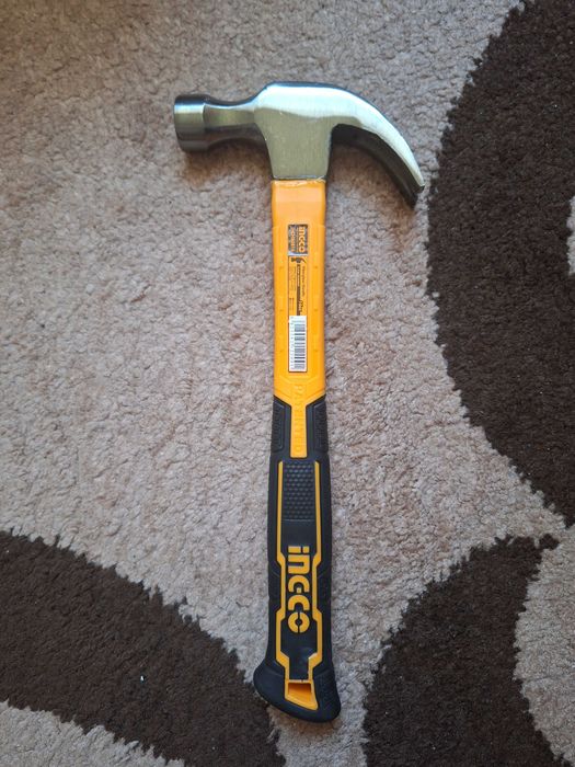 Ciocan dulgher varf despicat INGCO, 450g, produs nou