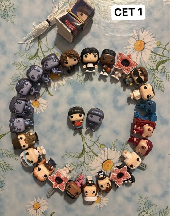 Колекция stranger things kinder joy фигурки