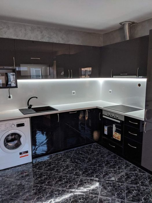 Кухня нова 3м,кухненско обзавеждана MDF,+уреди