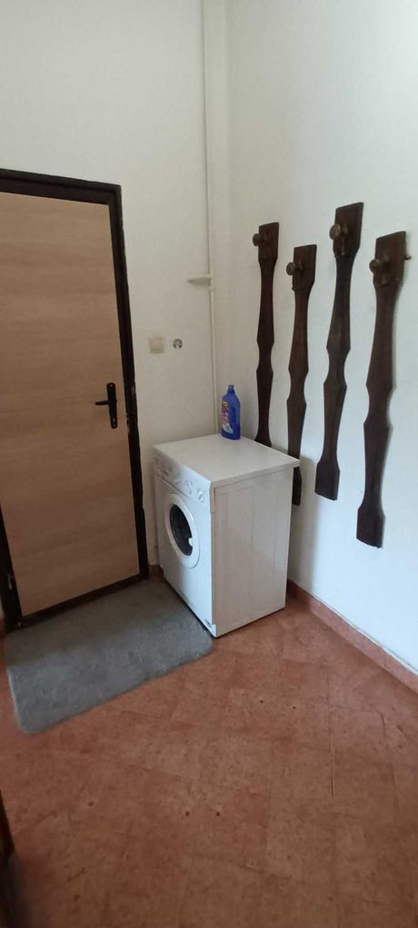 Дава се под наем Двустаен апартамент в София, Банишора - 50 кв.м за 321.3 € - Снимка #3